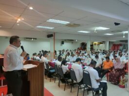 陆兆福:党同志需适应新型动态竞争政治环境